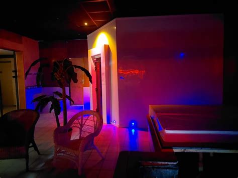 reims sexe|Club Libertin à Reims – Sauna Le Lotus – Un lieu, une déco, un。